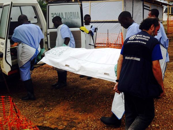 Korban Virus Ebola Terus Bertambah