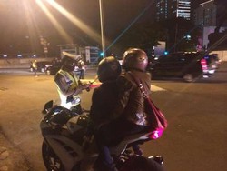 Motor Sport Ini Ditilang di Sudirman karena Tak Pasang Nopol