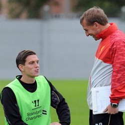 Sambil Menangis, Agger Dikabarkan Minta ke Rodgers untuk Dijual