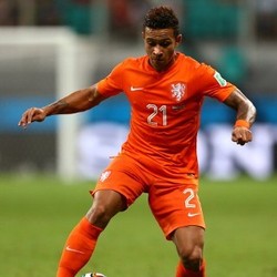 Spurs Dikabarkan Dekati Memphis Depay