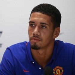 Smalling Berhasrat Amankan Satu Tempat Utama di Skuat MU