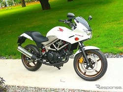 Honda VTR Juga Ada Setengah Fairingnya