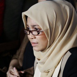 Ibunda Nilai Buka Jilbab dan Pergi Tanpa Pamit Itu Bukan Sifat Marshanda