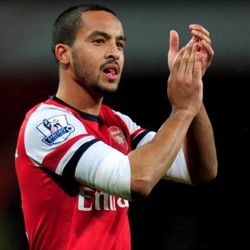Walcott Mungkin Comeback Akhir Agustus