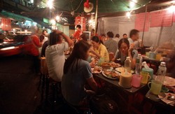 Sulit Mencari Restoran Halal di Denpasar? Ini Daftarnya