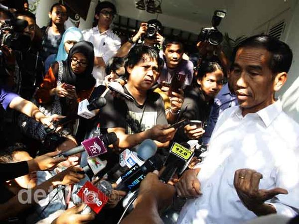 Jokowi Hadiri Rapat Tim Transisi