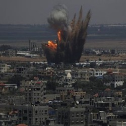 Warga Gaza Harus Beli Sembako dengan Harga Mahal