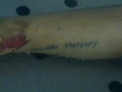 Suami Idawati, Mayat Bertato Freddie Mercury Seorang WN Hong Kong