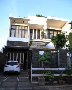 Yuk, Intip Rumah Minimalis Klasik Tamara Tyasmara