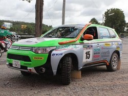 Pajak dan Infrastruktur Hambat Mitsubishi Jual Outlander Listrik di RI