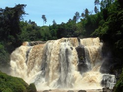 Sumpah Bukan Niagara, Ini Curug Malela di Bandung
