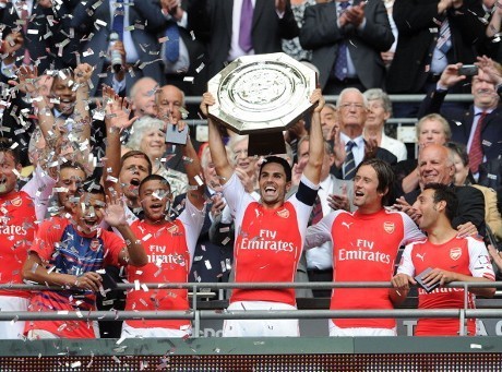 Arsenal Unggul Berkat Dominasi Lima Gelandang