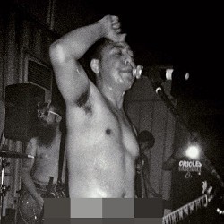 Wow! Band Punk Indonesia Ini Bugil Saat Manggung