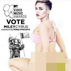 Miley Cyrus Parodikan Pose dan Judul Lagu Nicki Minaj