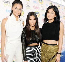 Penampilan Terbaik Seleb di Teen Choice Awards 2014