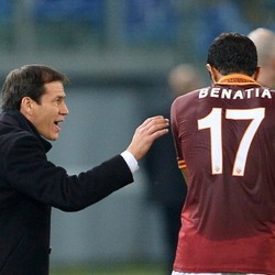 Garcia Sebut Tak Ada Deadline untuk Para Peminat Benatia