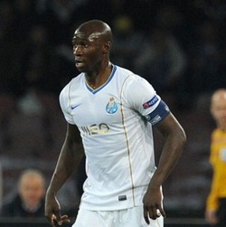 City Selangkah Lagi Datangkan Eliaquim Mangala