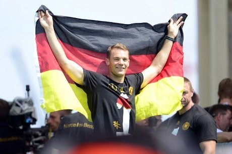 Neuer Tertarik Jadi Kapten Jerman