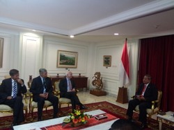 Di Depan John McCain, SBY Puji Pelaksanaan Pilpres di Indonesia