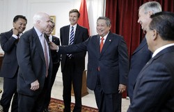 Senator John McCain Juga Puji Pelaksanaan Pilpres di Indonesia