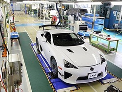 Lexus Tengah Persiapkan Pesaing Ferrari