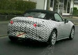 Mazda MX-5 Pamer Bokong di Jepang
