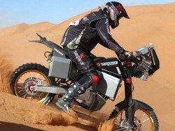 Jual Sepatu Palsu, Mantan Juara Dunia Motor Trail Ditangkap