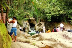 Bertualang ke Lubuak Nyarai, Rancak Bana!