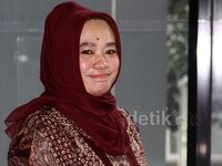 Ratu Siti Romlah Diperiksa KPK