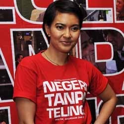 Lola Amaria Lega Negeri Tanpa Telinga Tak Dipotong Sensor