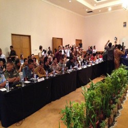 Menteri Ekonomi dan Gubernur Se-Indonesia Timur Kumpul di Makassar