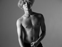 Taemin SHINee Telanjang Dada di Foto Teaser Debut