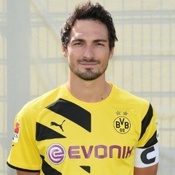 Klopp: Hummels Takkan ke Mana-mana