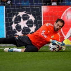 Soal Transfer Diego Lopez, Ancelotti Tak Sedang Beri Milan Hadiah