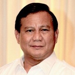 Prabowo: Saya Salut Sikap Novela yang Berani