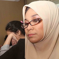 Terkait Kasus Marshanda, Ibunda Mengadu ke KPI