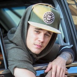 Justin Bieber Akui Salah dalam Kasus Balap Liar di Miami