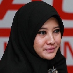 Peggy Melati Sukma: Marshanda Perempuan Muda dengan Banyak Kebisaan