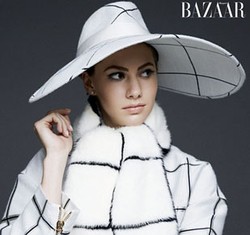 Cantiknya Cucu Audrey Hepburn, Pertamakali Jadi Model Sampul Majalah