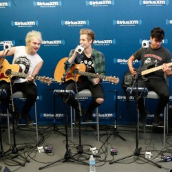 Boyz II Men dan Blink 182 Jadi Inspirasi Terbesar 5 Seconds of Summer