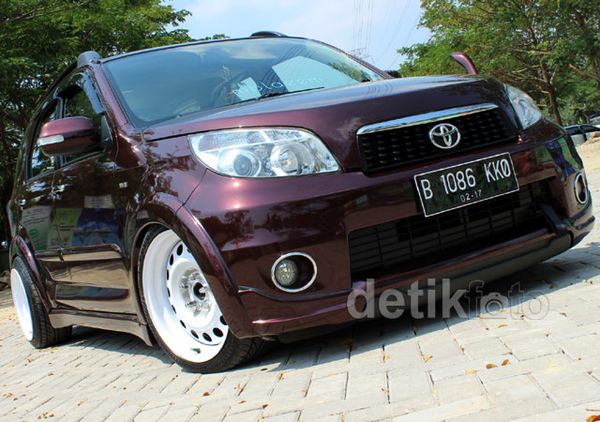 Toyota Rush Ceper ala Mahasiswa Toyota Rush Ceper ala Mahasiswa