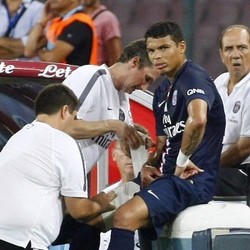 Cedera Paha, Thiago Silva Absen Beberapa Pekan