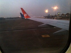 Ada Kebakaran, Kondisi Landasan Terbang di Soekarno-Hatta Tetap Normal