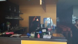 Muncul Api dari Dapur Restoran Bebek Dower Pejaten Village