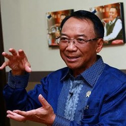 Jero Wacik: Daerah Transmigrasi Harus Ada Listrik