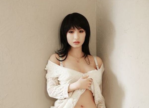 Boneka Seks Jepang: Tak Cuma Molek Tapi Juga High Tech