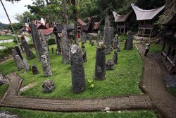 Ini Barisan Menhir Paling Eksotis di Tana Toraja