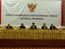 Tolak Penambahan Saksi KPU, Jimly: Saya Harus Otoriter