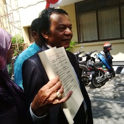 Tim Prabowo-Hatta Gugat KPU ke PN Jakpus