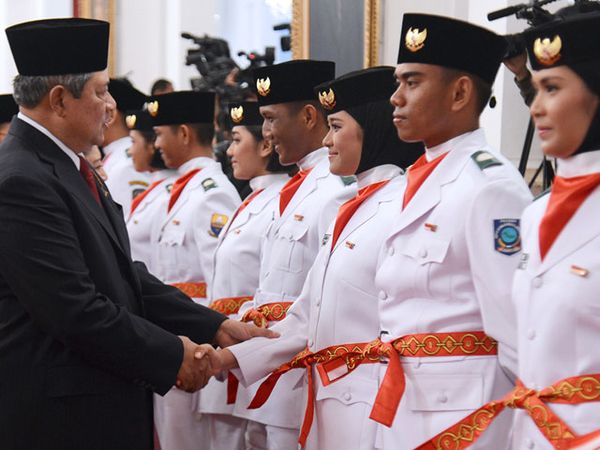 Presiden Kukuhkan Anggota Paskibraka